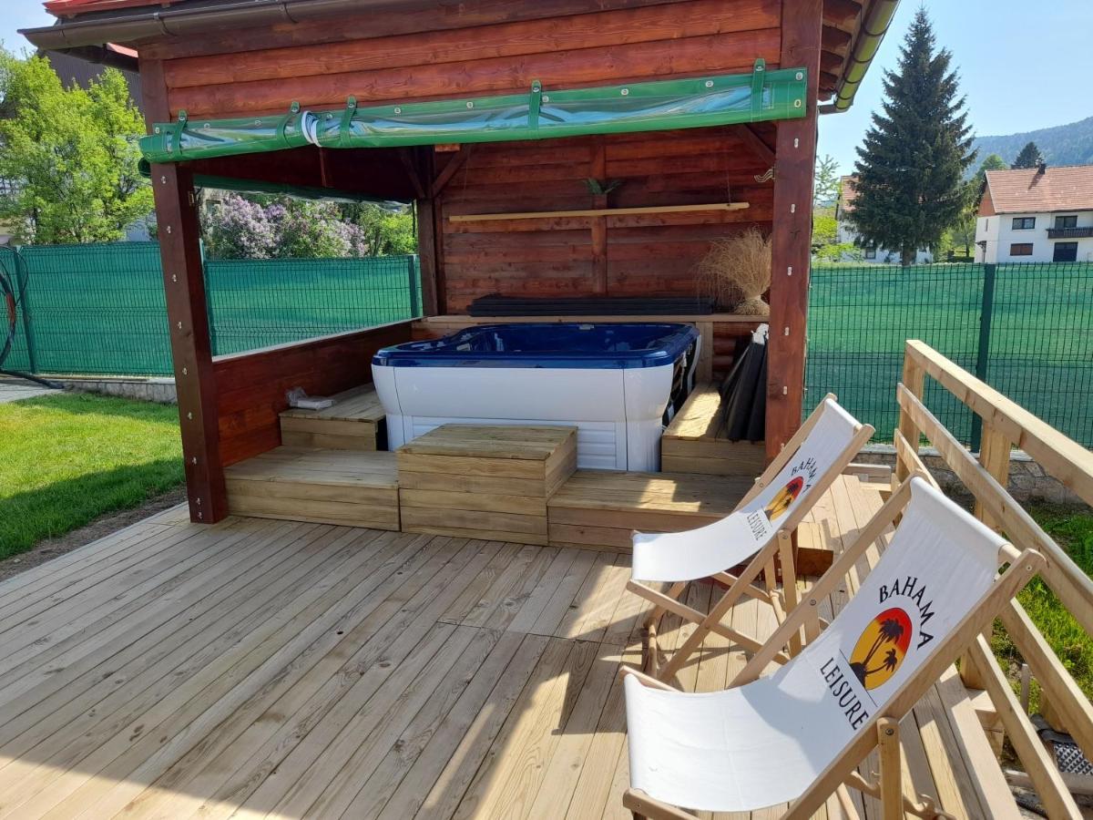 Apartments And Rooms Kod Eli Ravna Gora Exterior photo