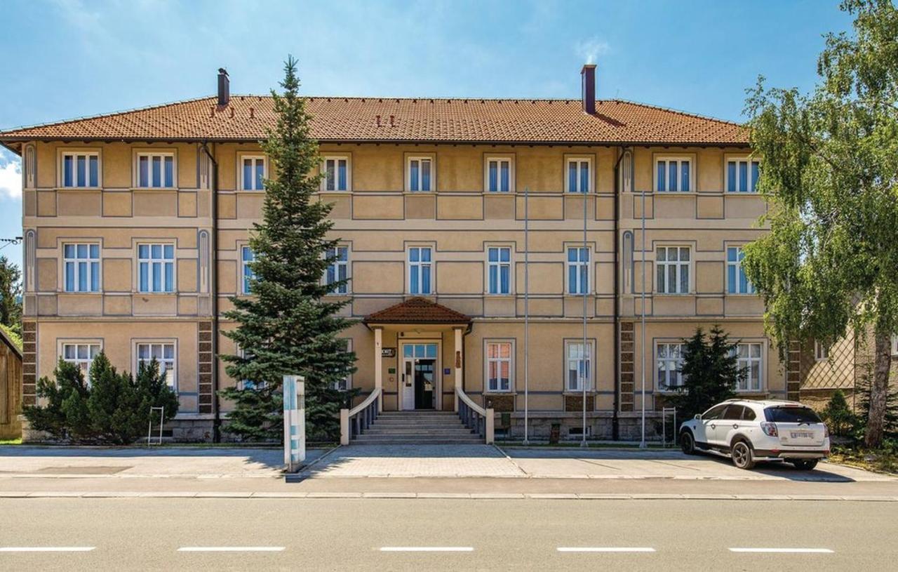 Apartments And Rooms Kod Eli Ravna Gora Exterior photo